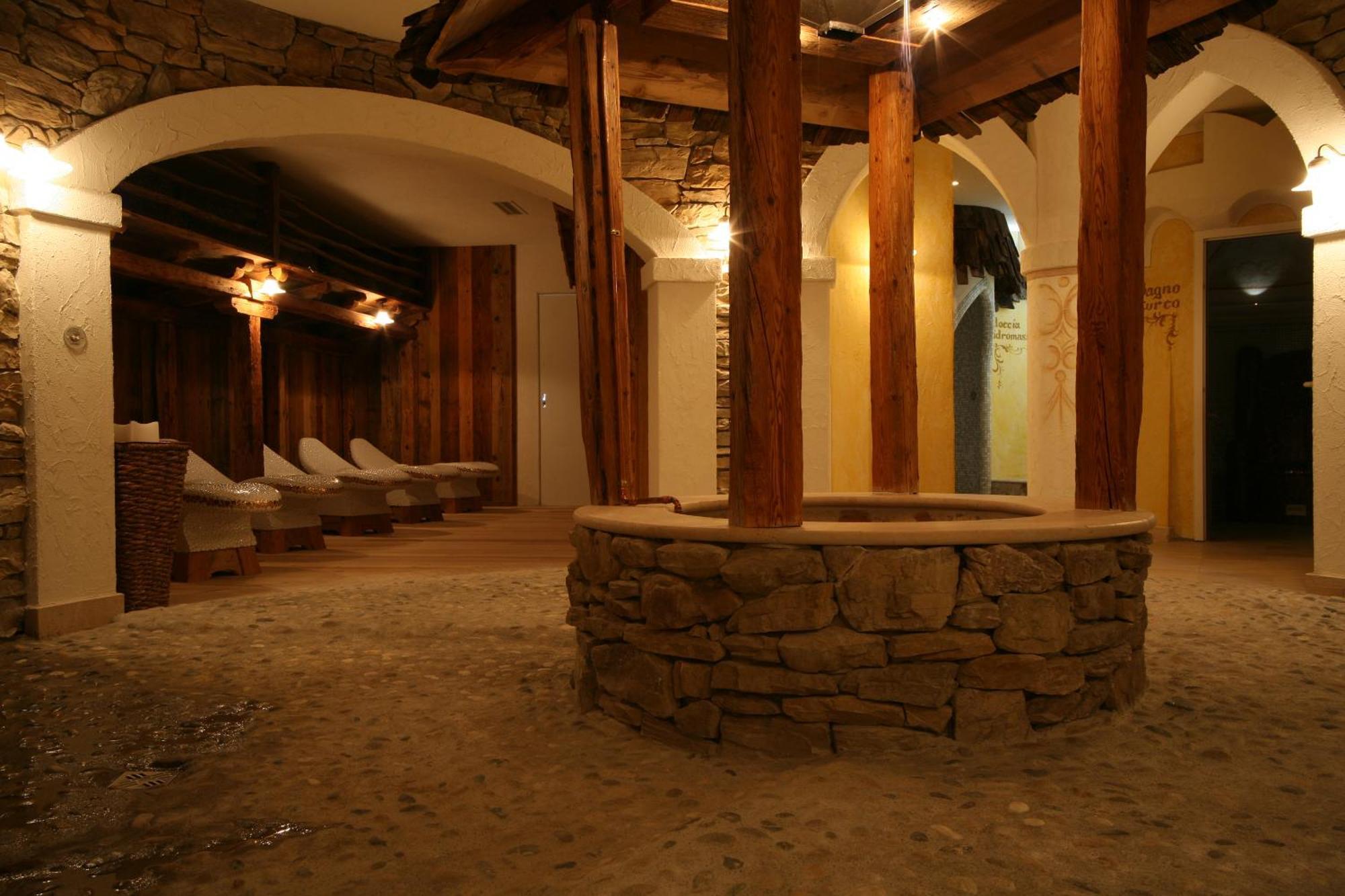 Hotel Garni La Roccia Andalo Luaran gambar